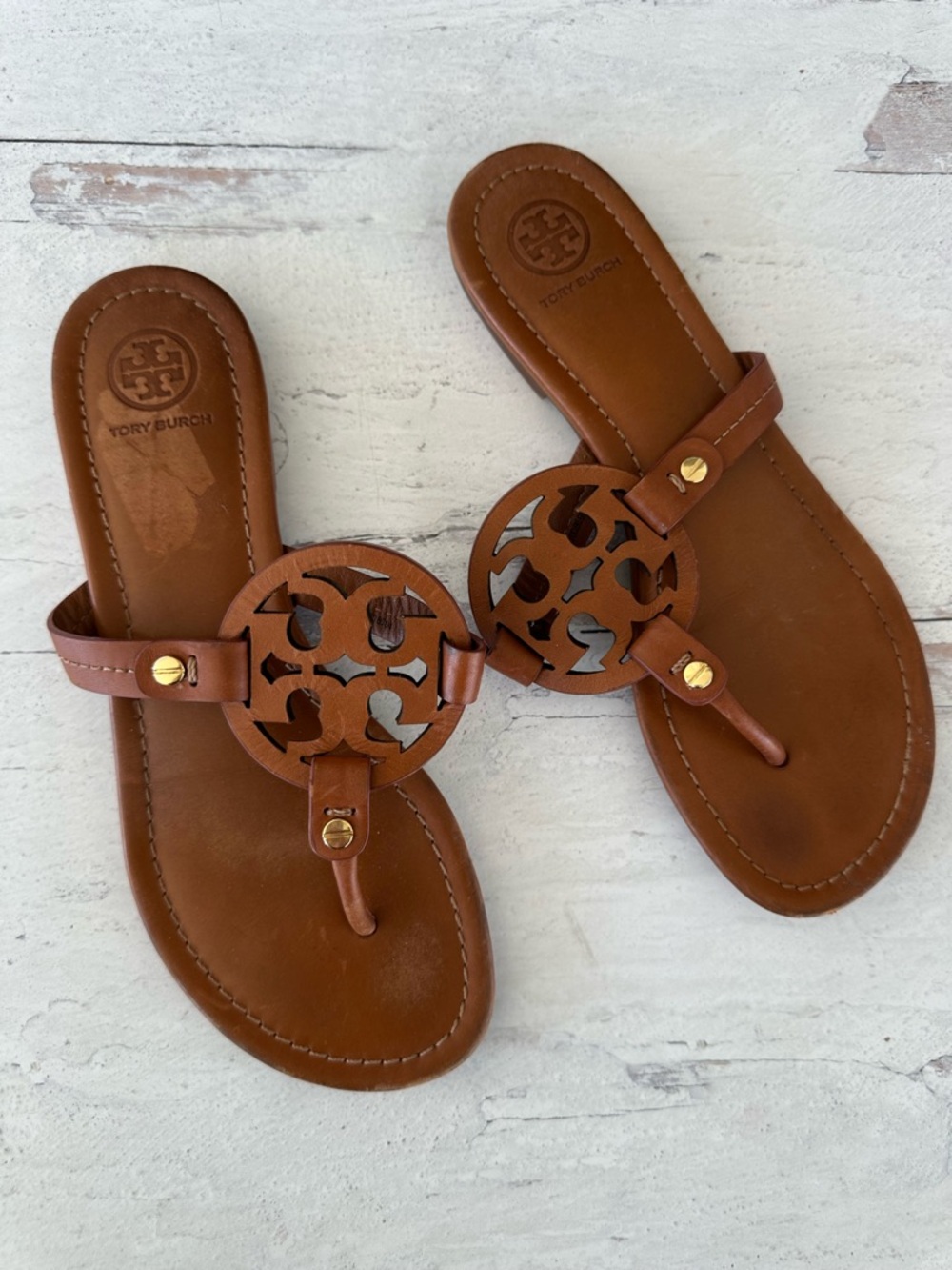 Tory Burch • Miller Logo Thong Sandal - Picture 7 of 9